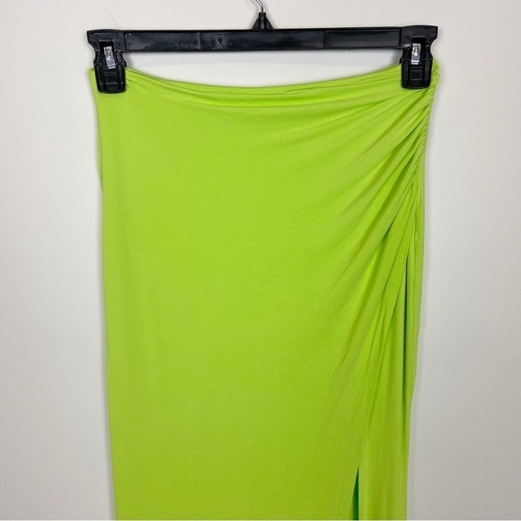 Michael Costello x REVOLVE Zendaya Skirt in Bright Green - Picture 3 of 11